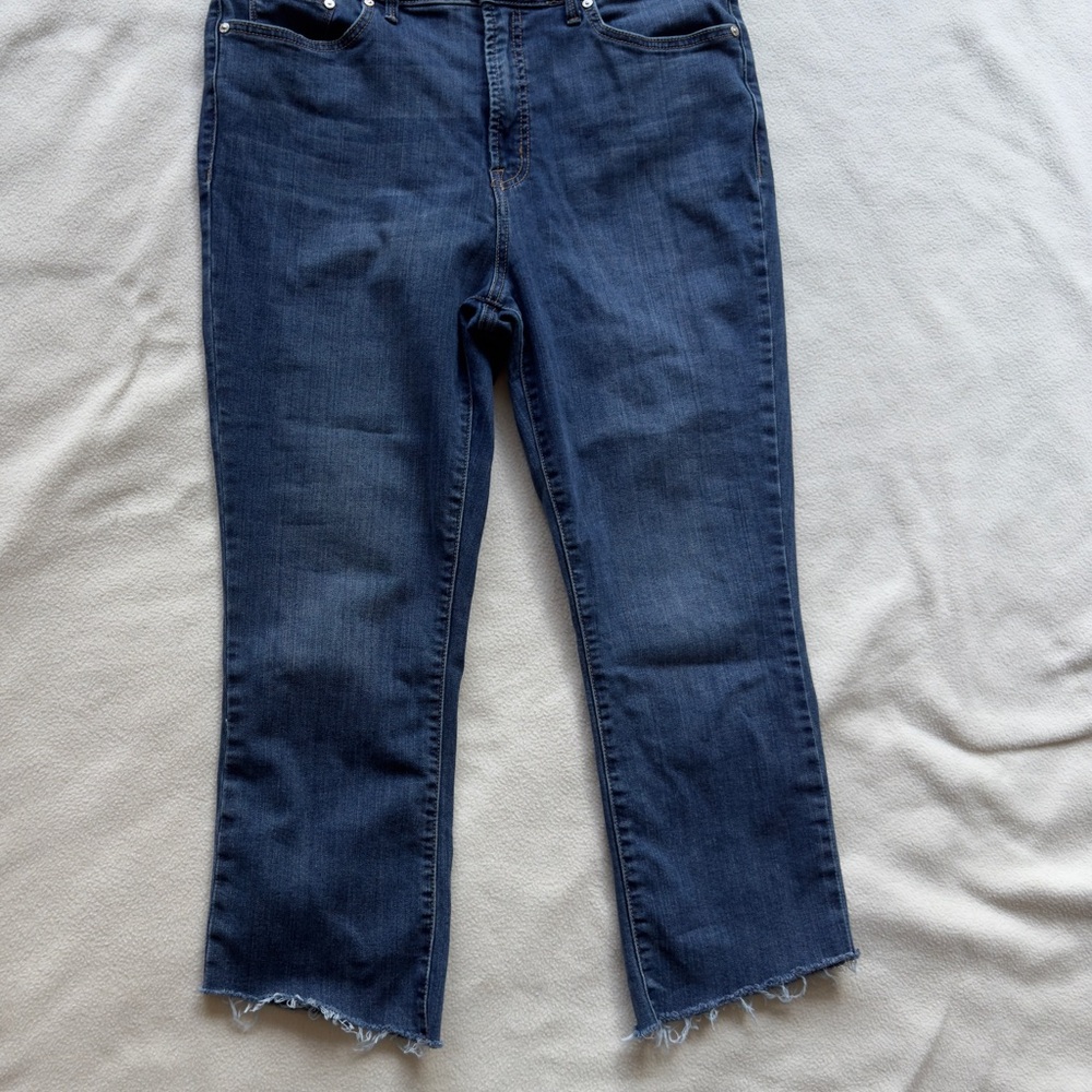 Seven7 Blue Ankle Cropped Jeans with Frayed Hem